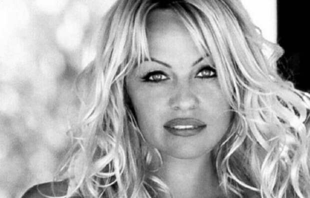 Памела Андерсон снова вышла замуж