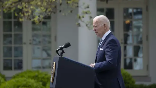 Байден объявил о запрете российским судам заходить в порты США