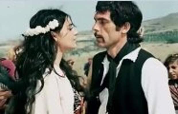 Шоу-бизнес: Что не так в истории цыгнской любви Рады и Зобара: Главная загадка фильма «Табор уходит в небо» - смутное будущее героев