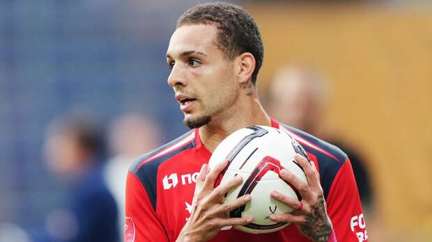 Алвес — об игре с «Краснодаром»: «Это как драка больших собак. Все хотят быть наверху»