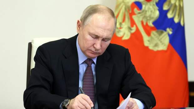 Путин назначил новых заместителей министра обороны РФ