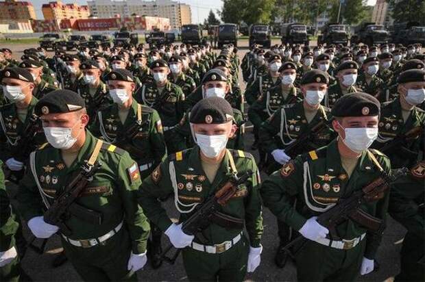 10 крупных российских городов уже отказались от проведения 24 июня парада Победы из-за коронавируса