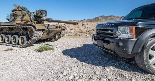 Зрелищный расстрел Land Rover Discovery из танка и гранатомета land rover, авто, автомобили, видео, гранатомет, стрельба, танк, уничтожение