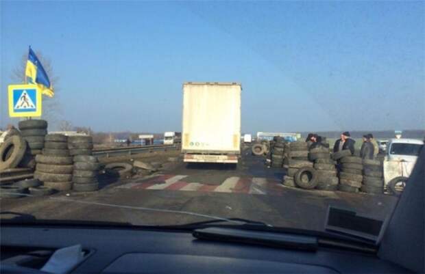 Под Одессой неизвестные обстреляли блокпост украинских военных, ранен солдат Под Одессой неизвестные обстреляли блокпост украинских военных, ранен солдат
