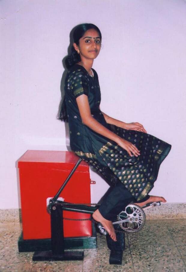 14-летняя девочка из Индии изобрела стиральную машинку, не нуждающуюся в электричестве