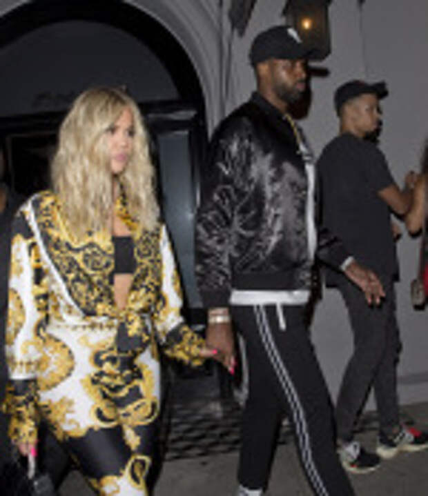 New Mom, Khloe Kardashian dressed from Head to Toe in 'Versace' as she left dinner with boyfriend Tristan Thompson at 'Craigs' Restaurant in West Hollywood, CA Pictured: Khloe Kardashian,Tristan Thompson Ref: SPL5016881 180818 NON-EXCLUSIVE Picture by: SPW / SplashNews.com Splash News and Pictures Los Angeles: 310-821-2666 New York: 212-619-2666 London: 0207 644 7656 Milan: +39 02 4399 8577 Sydney: +61 02 9240 7700 photodesk@splashnews.com World Rights