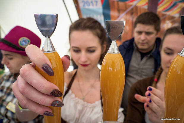 Как проходил белорусский «Октоберфест» в Логойске Логойск, Фестиваль, беларусы, в мире, девушки, октоберфест, пиво