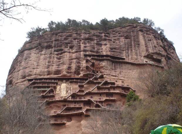 Гроты Майцзишань Maijishan Grottoes 1 Гроты Майцзишань