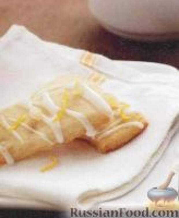 Фото к рецепту: Песочное печенье с лимоном и имбирем