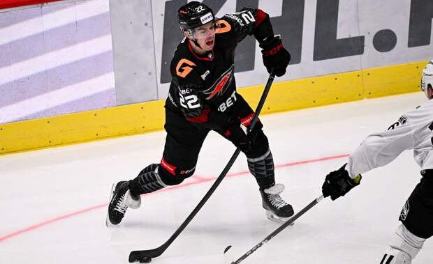 Потуральски получит 70 млн рублей за следующий сезон в «Авангарде»