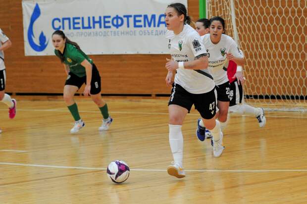 Футзалистки нижегородской «Норманочки» выиграли второй матч в Пензе