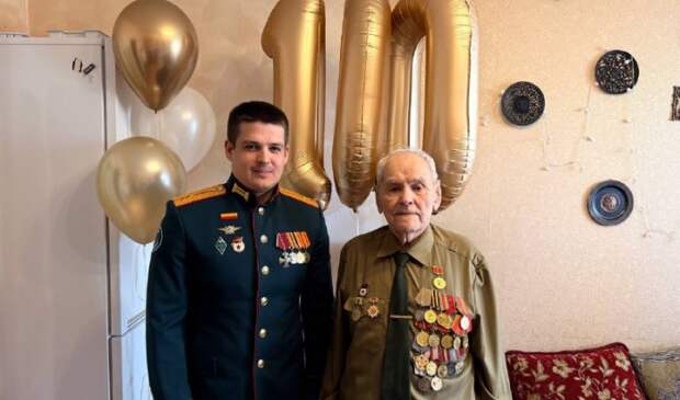 Ветеран из Волгограда Василий Полянский отметил столетний юбилей