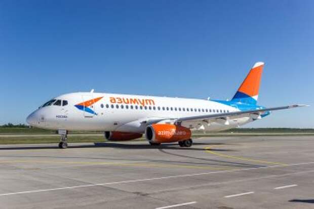 Sukhoi Superjet 100-95LR авиакомпании Azimuth Airlines