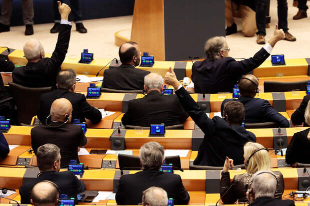 AT: итоги выборов в Европарламент могут поменять политику по России и Украине