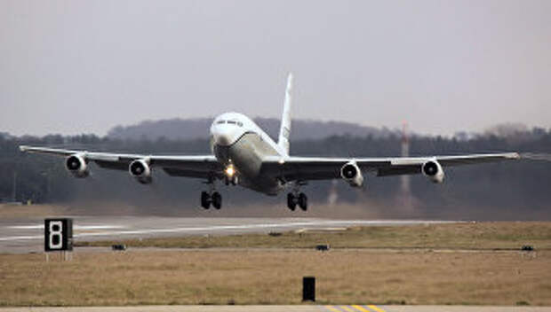 Самолет наблюдения США OC-135B Open Skies