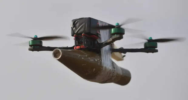 В районе Купянска операторы FPV-дронов ВС РФ успешно поразили очередной танк Leopard ВСУ