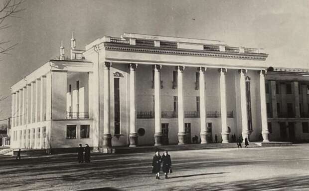 Майский дворец: ДК Брянского машиностроительного завода