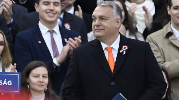 США и ФРГ раскритиковали визит Орбана в Москву