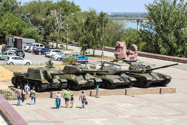 Волгоград. Панорама Сталинградской битвы и музей "Память"