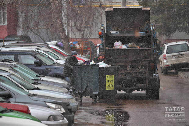 «Жители справедливо ждут порядка»: как в Казани решают проблему с вывозом мусора