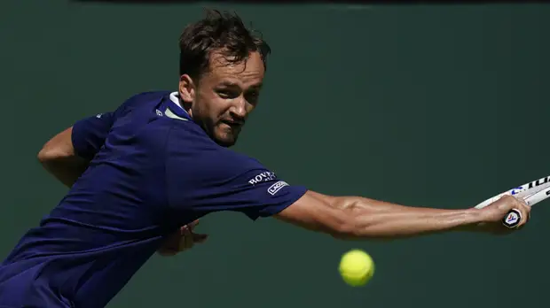 Камельзон — о поражении Медведева: если у Монфиса идёт игра, то он снесёт кого захочет