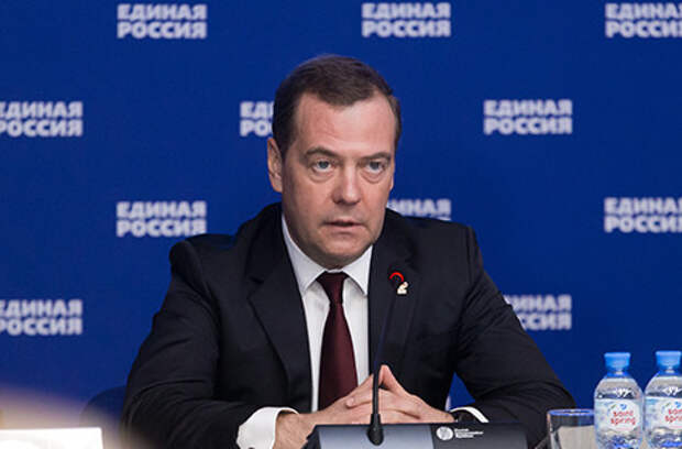 "Медведев навсегда": экс-премьеру приготовили пожизненную должность