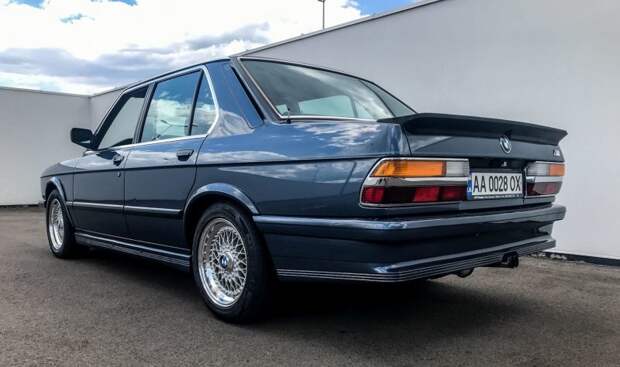 BMW 535i E28 "Акула": таких уже не делают bmw, авто, автомобли, обзор, ретро авто, седан, тест-драйв, янгтаймер