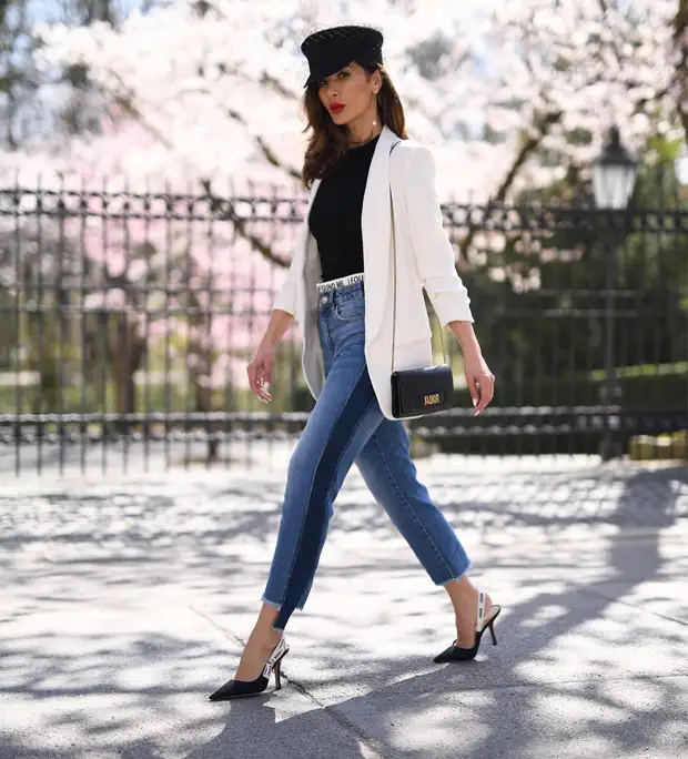 25 изумительных примеров как и с чем носить узкие джинсы дамам в 40-50 лет