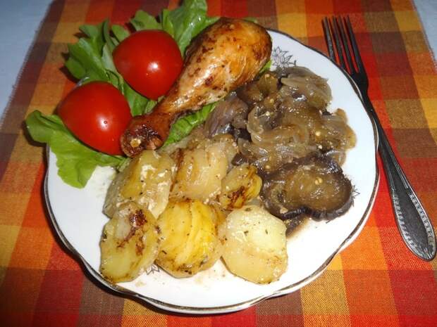 Фото к рецепту: Курица с овощами, махеевъ , россия