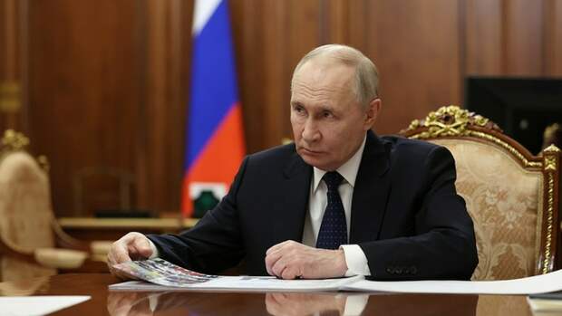 Путин потребовал пресечь "варварское использование недр"