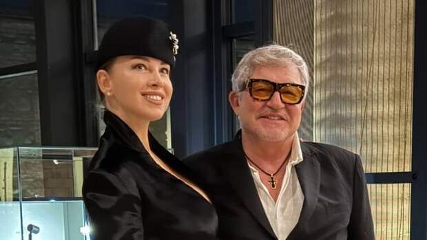 «Счастье»: экс-жена Диброва показала его в раздетом виде — вернулась на виллу