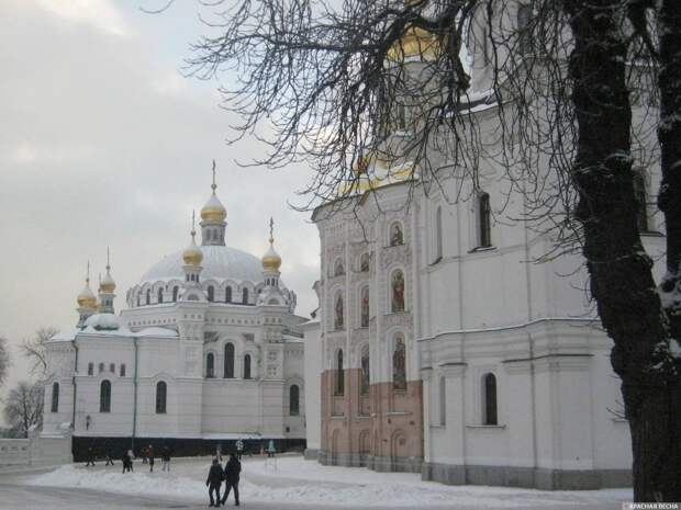 Суд Киева принял к рассмотрению иск служителей Киево-Печерской лавры