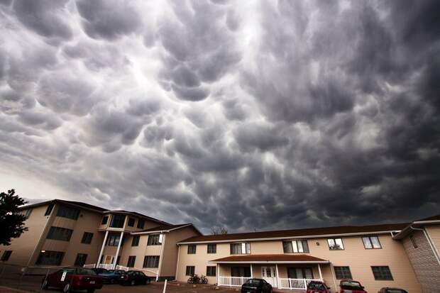 Необычные облака: Mammatus