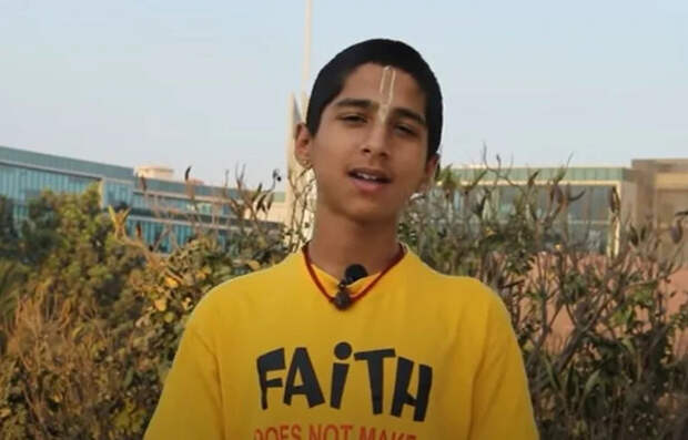 Индийский мальчик: "Всё случится через два месяца"