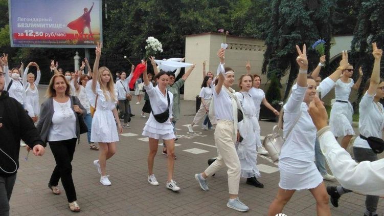 "Страна.ua" спросила у белорусов, что они думают об акциях протеста