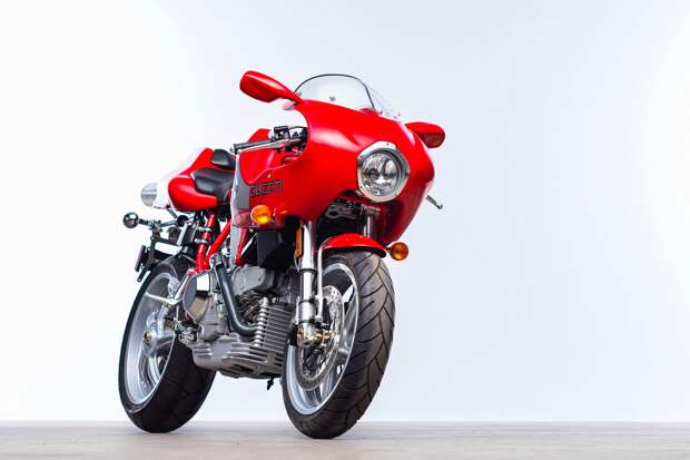 Редкий Ducati MH900e 2002 года с заводской упаковкой