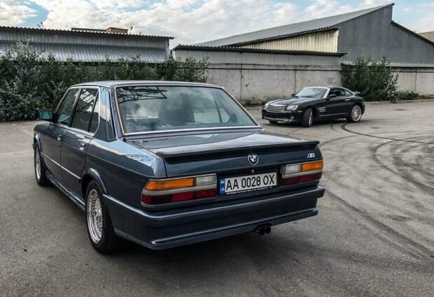 BMW 535i E28 "Акула": таких уже не делают bmw, авто, автомобли, обзор, ретро авто, седан, тест-драйв, янгтаймер