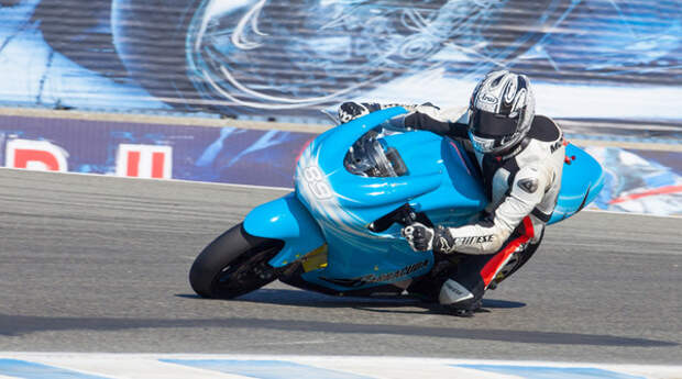 Самый быстрый мотоцикл в мире — электрический - Фото 1