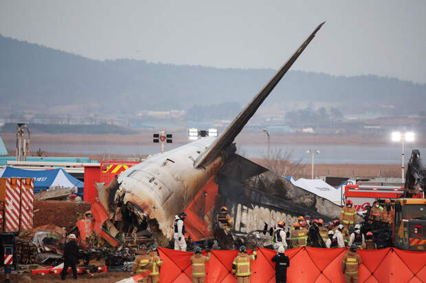 Мужчина потерял 12 членов семьи в катастрофе с Boeing 737-800 в Муане