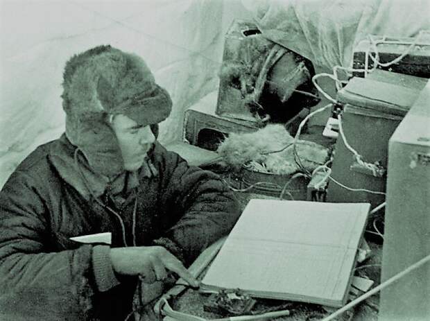 Формула невозможного. Как «Северный полюс-1» сделал Арктику советской Формула невозможного. Как «Северный полюс-1» сделал Арктику советской «Северный полюс-1», Иван Папанин, арктика, день в истории