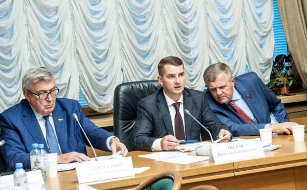 исаев профсоюзы. выездное заседание комитета совета федерации 10 июня великий новгород. мэр норильска. комитет считает. глава норильска.