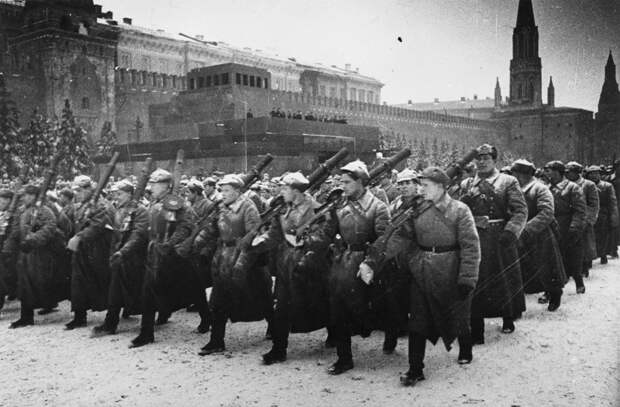 Парад на Красной площади 1941 года вспомнят в СВАО Фото из открытых источников