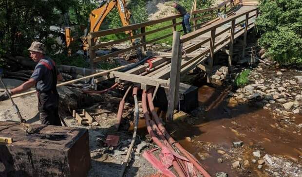 Пешеходный мост у ТЦ в Петрозаводске обещают скоро отремонтировать