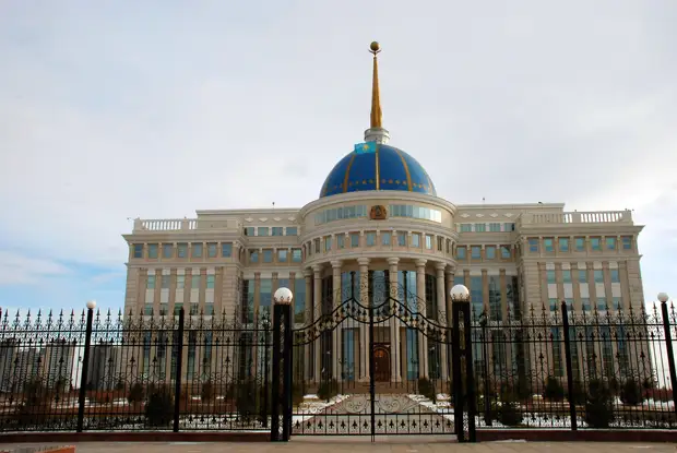 Рандеву по указу: Токаев обязал министров чаще видеться с народом