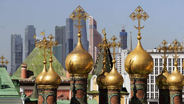 Купола Верхоспасского собора Московского Кремля. Архивное фото
