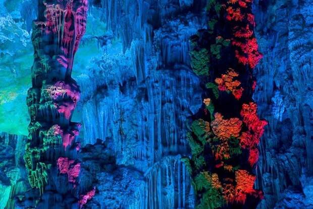 Colorful Caves Photographs Of China_032