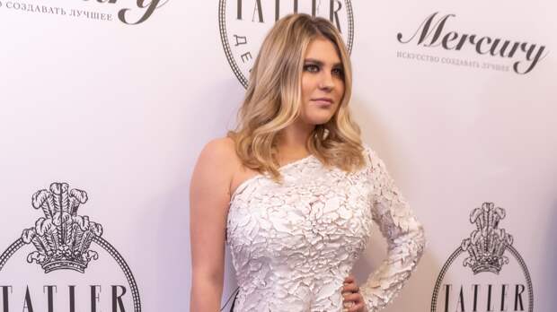 Внучка Михаила Боярского показала откровенные фото в честь дня рождения