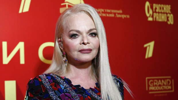 Адвокат Лурье заявила, что Долина не выехала из квартиры, но собирает вещи