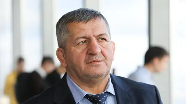Менеджер Нурмагомедова: Путин пообещал, что отец Хабиба получит лучшее лечение