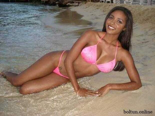 blank - Брэнди Роудс (Brandi Rhodes) и ее сексуальное тело (48 фото)